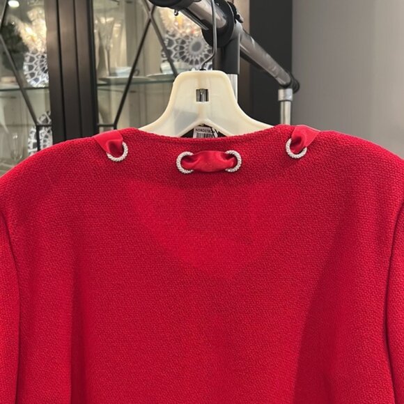 ST JOHN COLLECTION JACKET, NEW WITH TAGS, size 12 - Picture 7 of 9